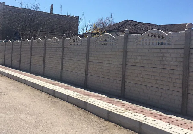 Еврозабор под кирпич с балясинами